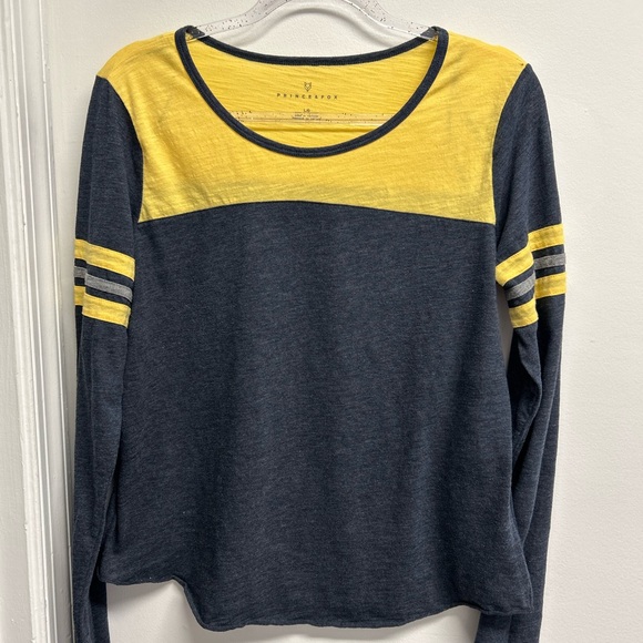 Aeropostale Blue Heathered Top - Picture 1 of 6